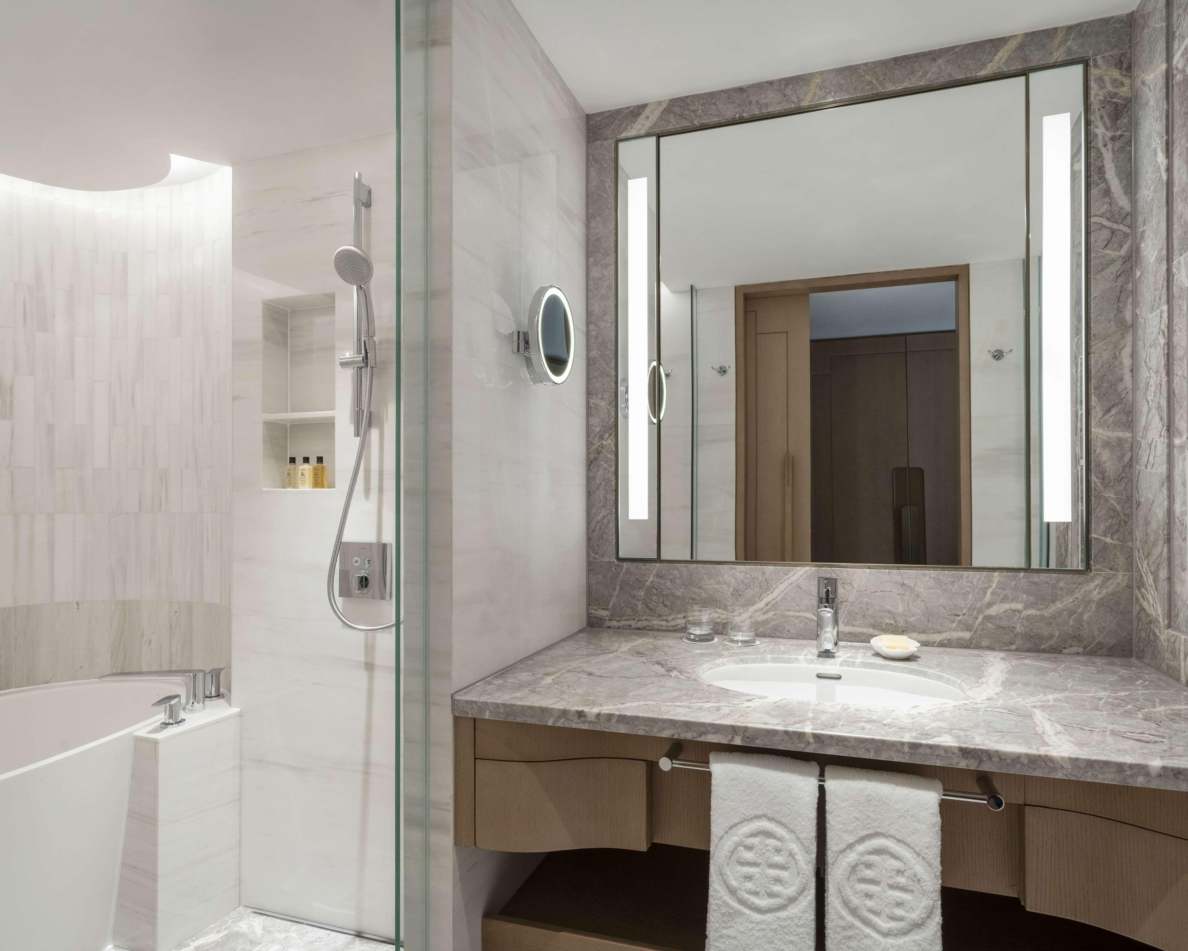 China World Hotel, 5* Beijing